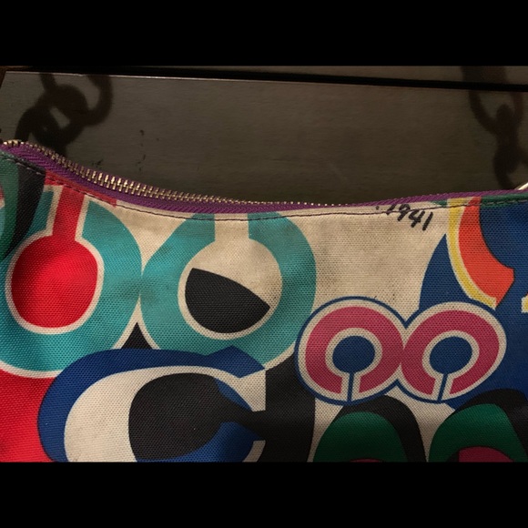 Authentic Coach multi color shoulder bag - Picture 7 of 7